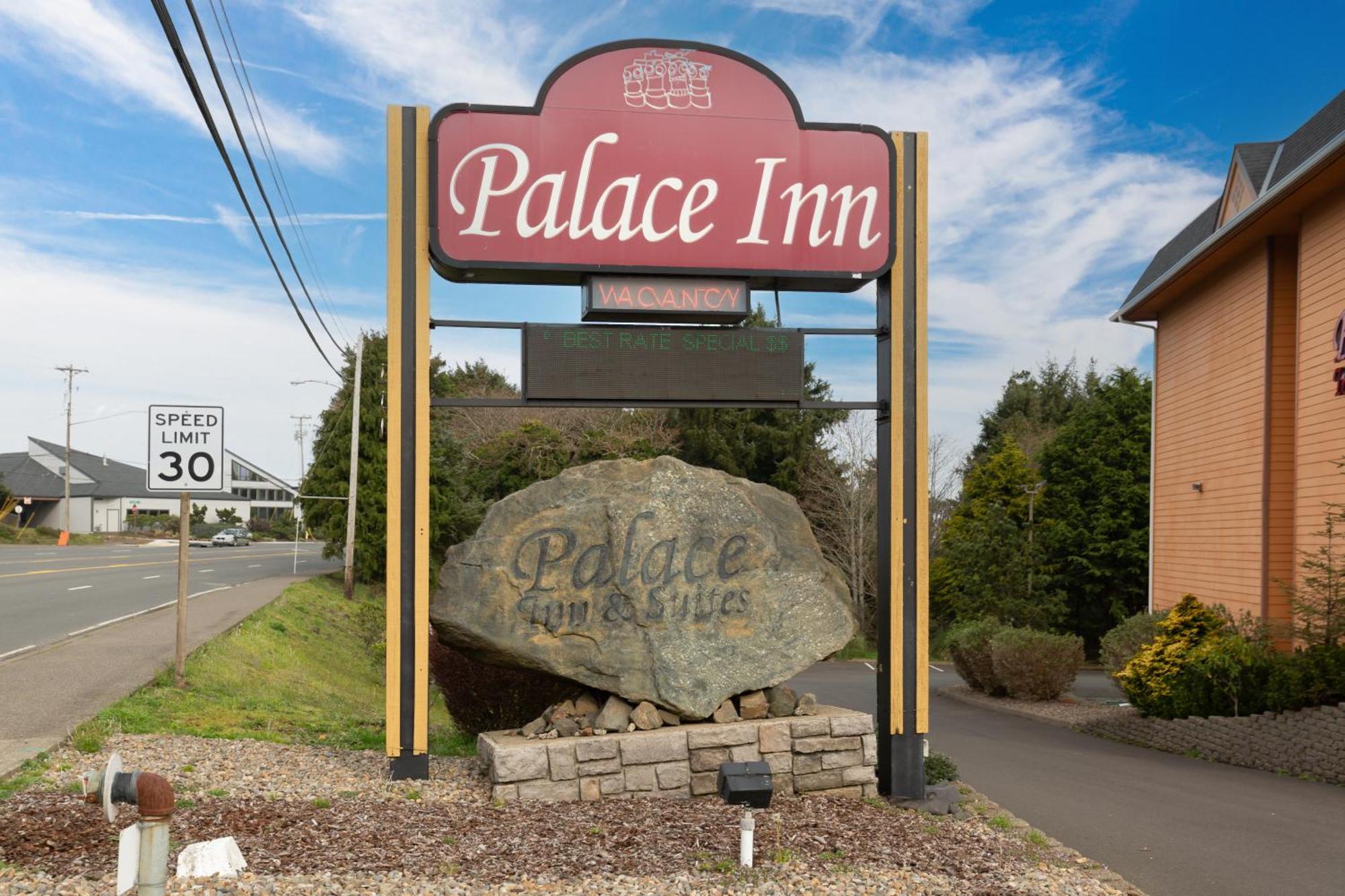 Palace Inn&Suites Lincoln City Extérieur photo